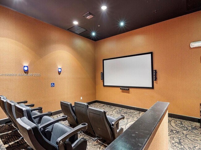 Building Photo - 1830 Radius Dr