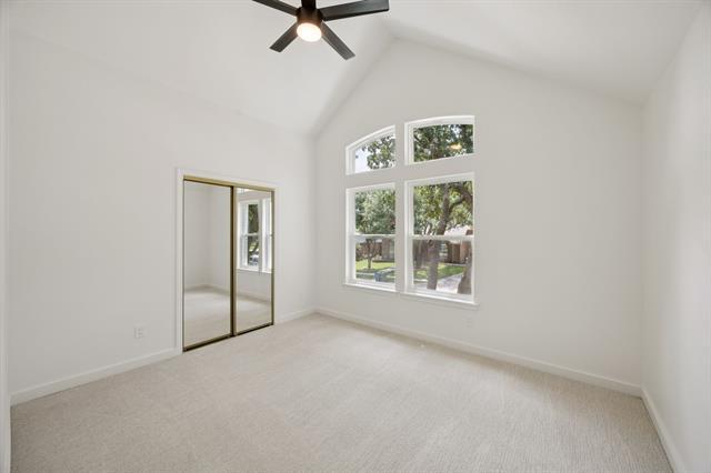 Building Photo - 2417 Cornell Dr