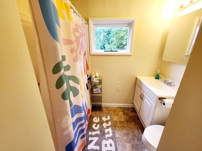 Building Photo - 217 McLane Ave