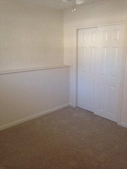 Building Photo - 22 Daley St