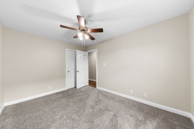 Building Photo - Move-In Special Available! Beautiful Home! Coming Soon!