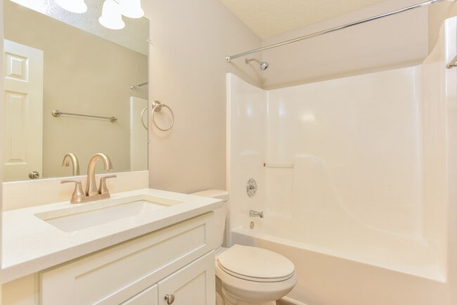 Building Photo - 5115 Mountain Breeze Ct