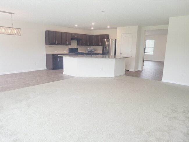 Building Photo - 15606 Barton Orchard Ln
