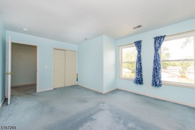 Building Photo - 99 Chesapeake Ave