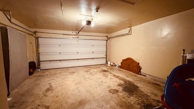 Building Photo - 14708 Rumfeldt St