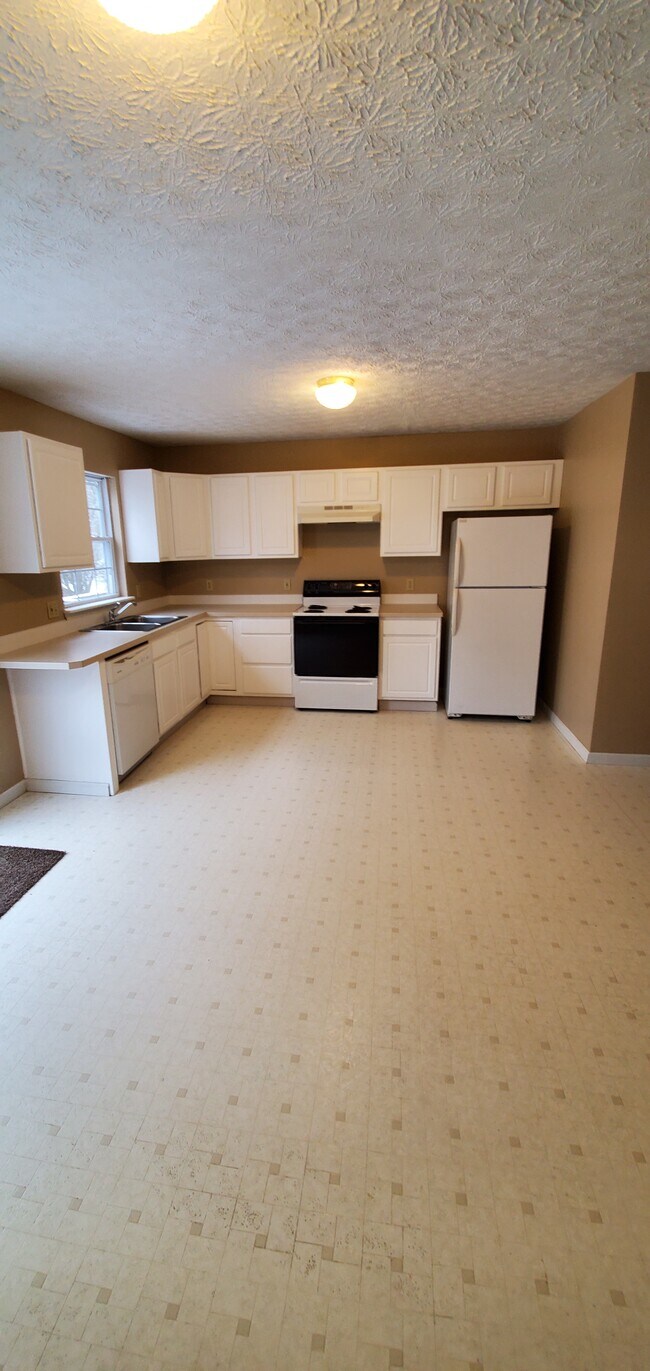 Building Photo - 8838 Stone Way NW