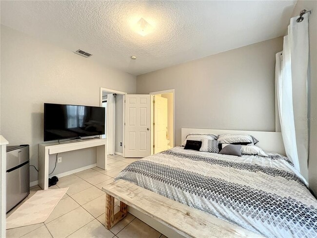 Building Photo - 501 Summer Pl Loop