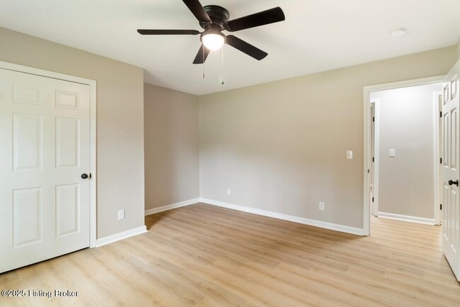 Building Photo - 2222 Elmcrest Dr