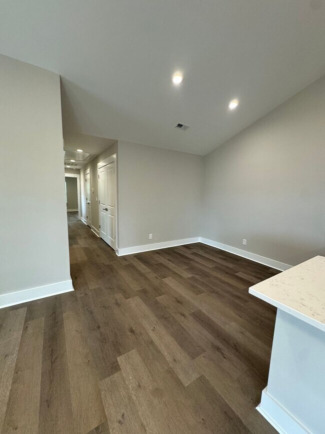 Building Photo - 137 Brawley Villas Pl