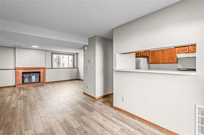 Building Photo - $1,250 | 2 Bedroom, 1 Bathroom Condo | No Pets | Available for Immediate Move In!