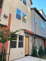 Building Photo - 222 Scratch Rd