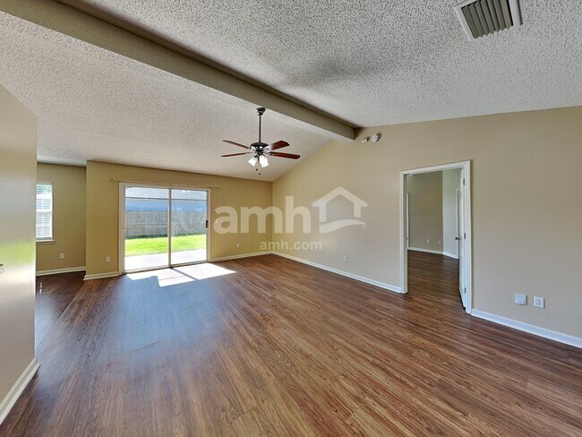 Building Photo - 2949 Biloxi Trl