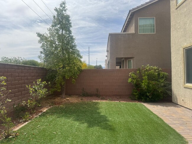Building Photo - Brand New Home for Rent in Mountains Edge