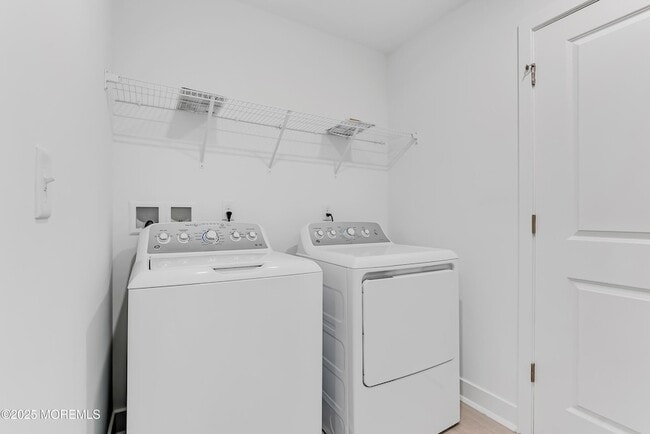 Building Photo - 173 Woolley Ct