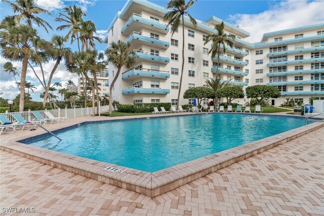 Building Photo - 220 Seaview Ct