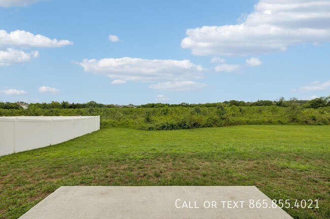 Building Photo - 515 Forsberg Ct