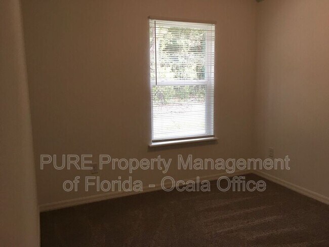 Building Photo - 2581 W Castania Dr
