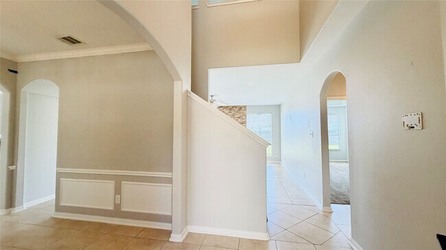 Building Photo - 3922 Coral Shadows Dr