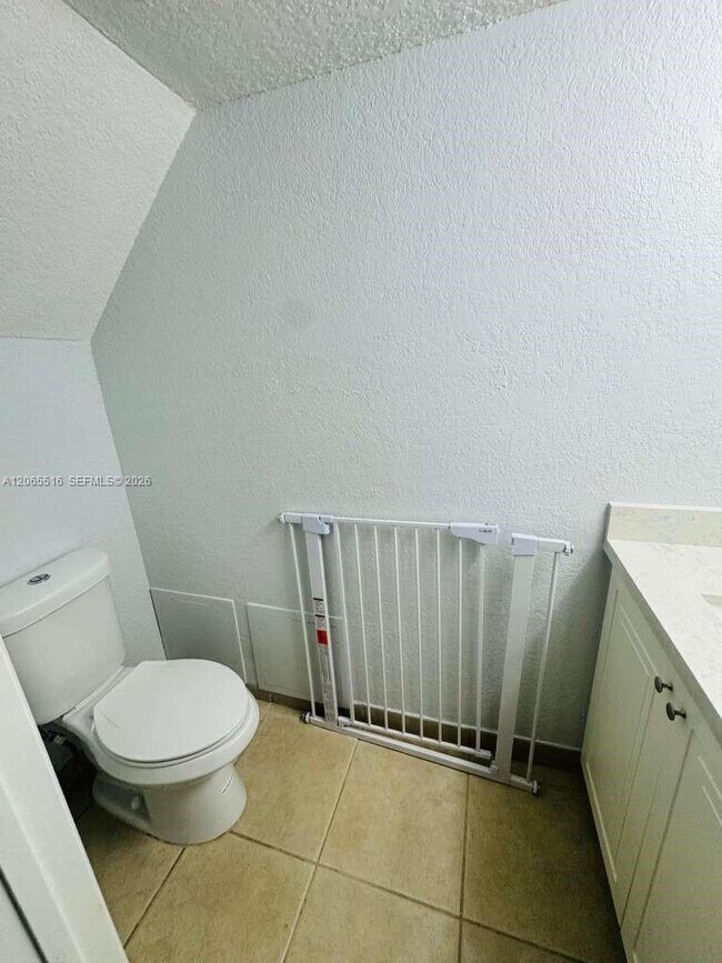 Building Photo - 8270 SW 149th Ct