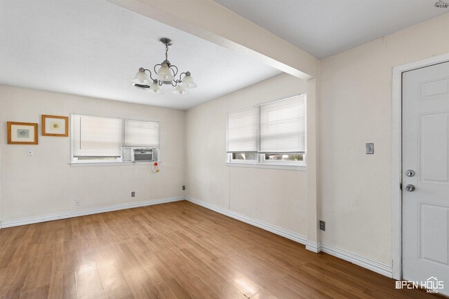 Building Photo - 4208 Idlewood Dr