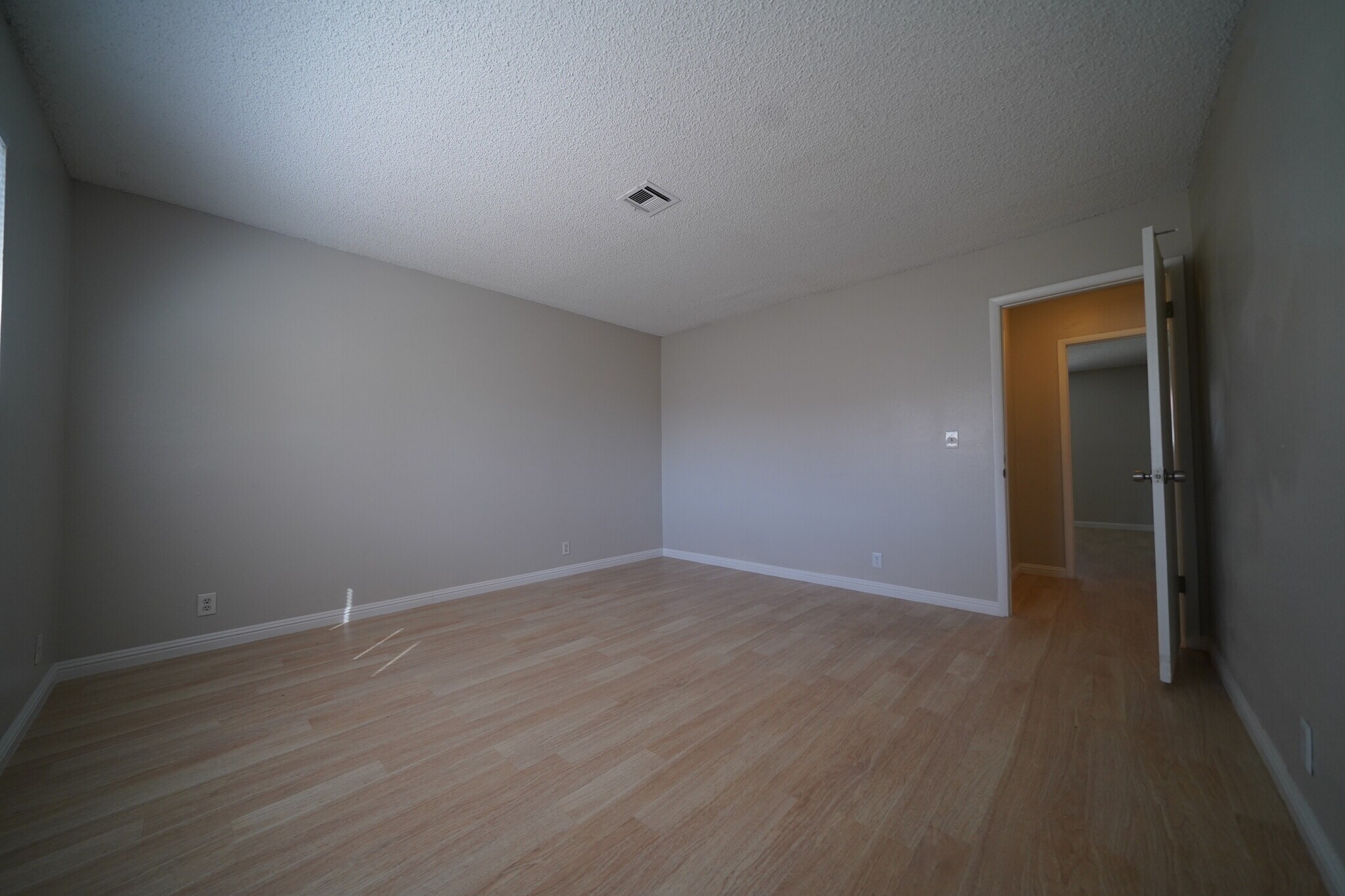Building Photo - 5282 S Maryland Pky