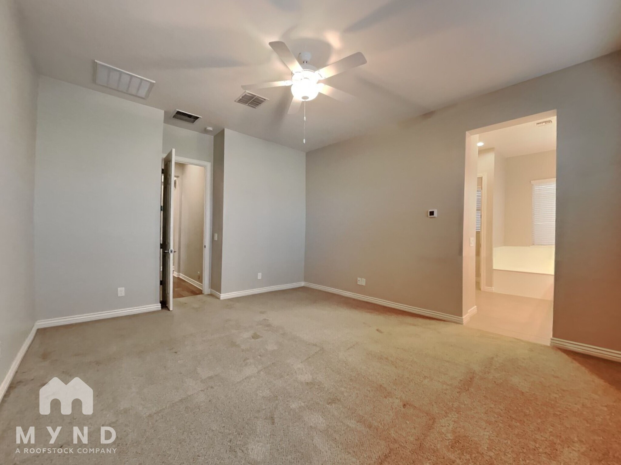 Building Photo - 4186 E Ronald St