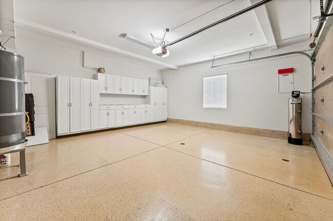 Building Photo - 59 Parkdale