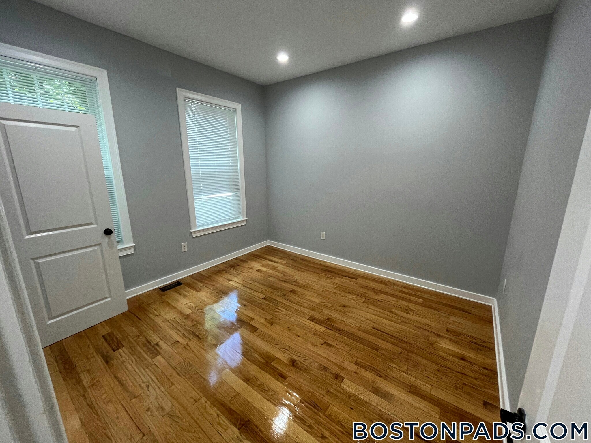 Building Photo - 52 Townsend St