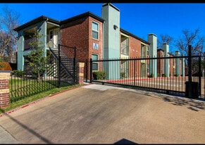Building Photo - Monarch Place Apartments