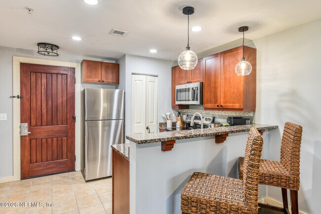 Building Photo - 955 Registry Blvd
