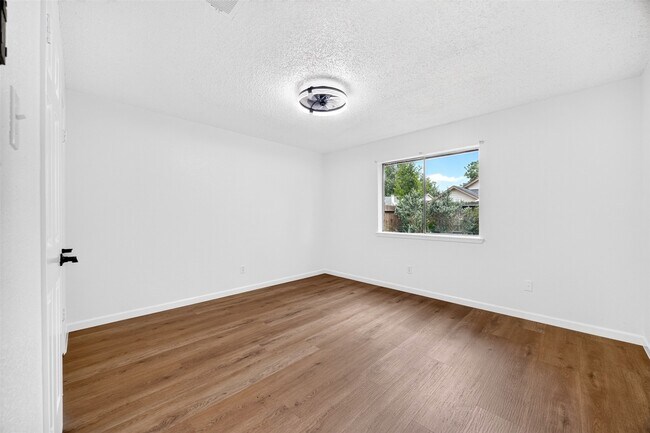 Building Photo - 22106 Westland Creek Dr