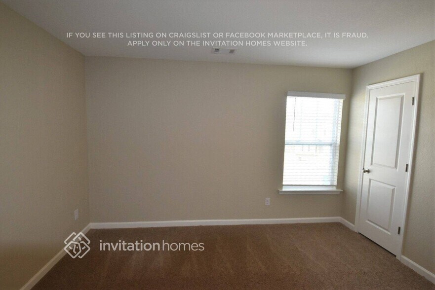 Building Photo - 161 Oliver Dr