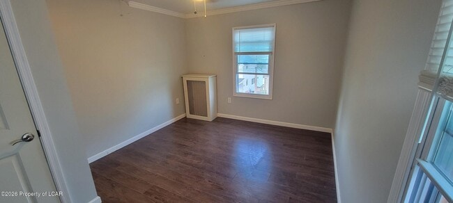 Building Photo - 138 Sand St