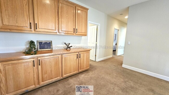 Building Photo - 2665 Aberdeen Ln