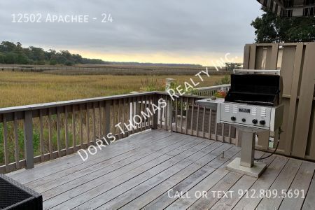 Building Photo - 12502 Apachee-24
