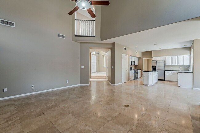 Building Photo - Welcome to your private Oasis!!