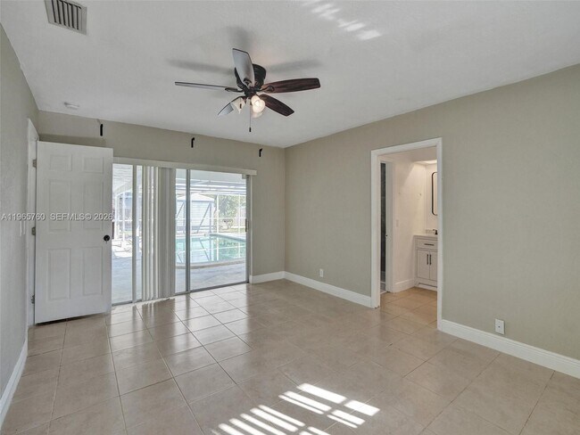 Building Photo - 4330 NW 8th St