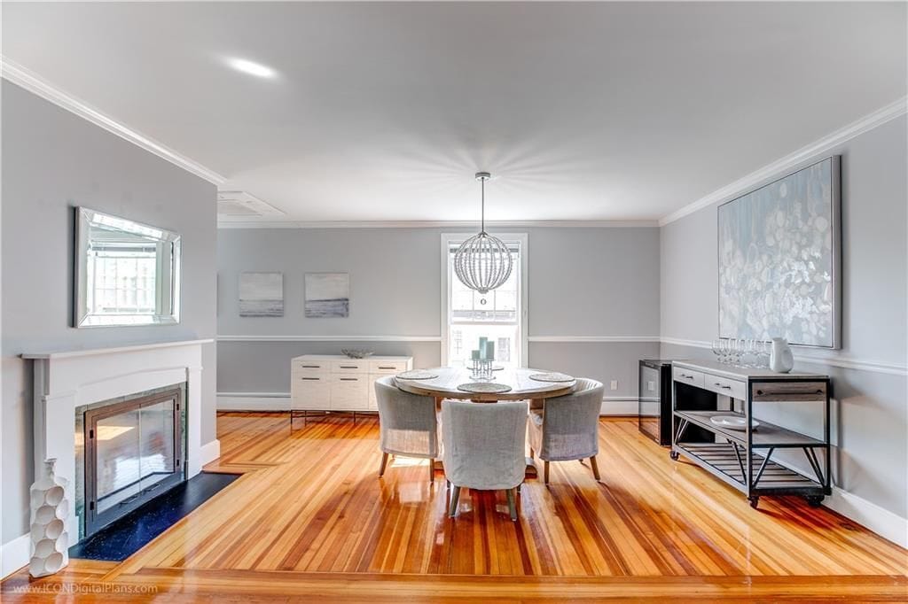 Building Photo - 32 Catherine St