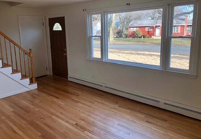 Building Photo - 27 Campbell Dr