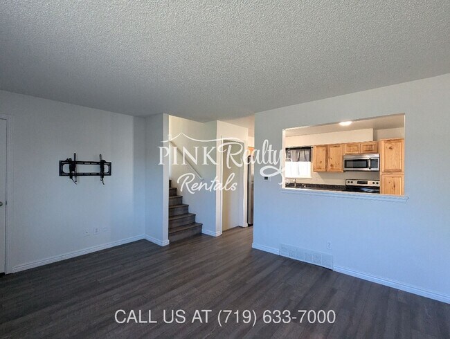 Building Photo - 4026 Shelley Ave