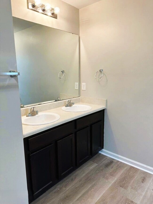 Building Photo - 838 Wheat Mill Ln