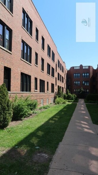 Building Photo - 5018 N Lincoln Ave