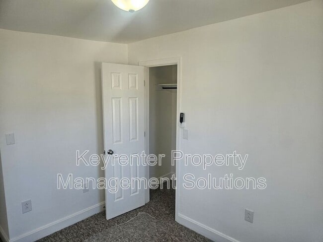 Building Photo - 3891 Churchville Ave
