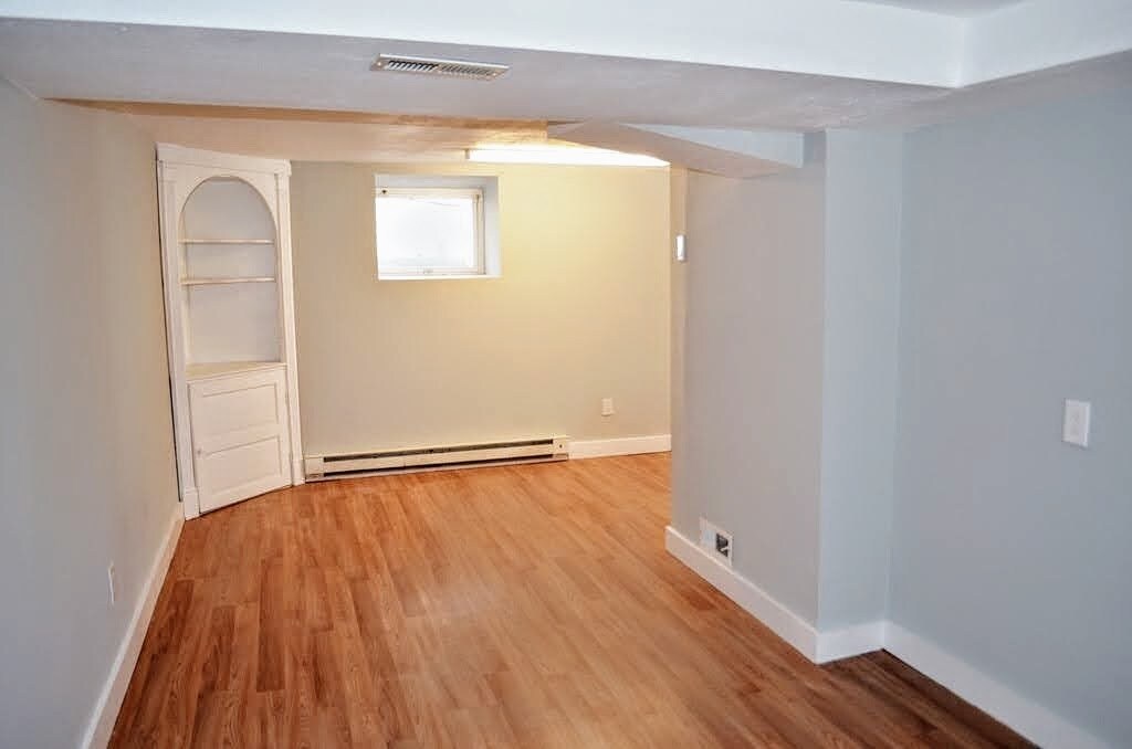 Building Photo - 63 Fenno St