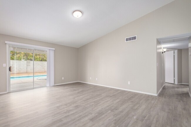 Building Photo - $500 Move-In Credit (ends 9/30) | Newly Remodeled 3BR w/ Pool