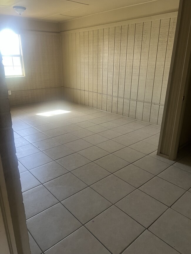 Building Photo - 3141 Joyce Dr