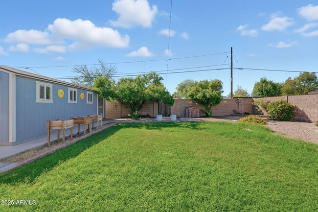 Building Photo - 3640 N 21st Ave