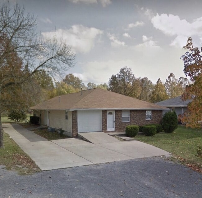 1711 N State St 1711 N State St Marion IL 62959 Apartment Finder