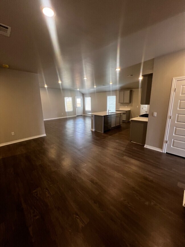 Building Photo - 2765 Alice Wy