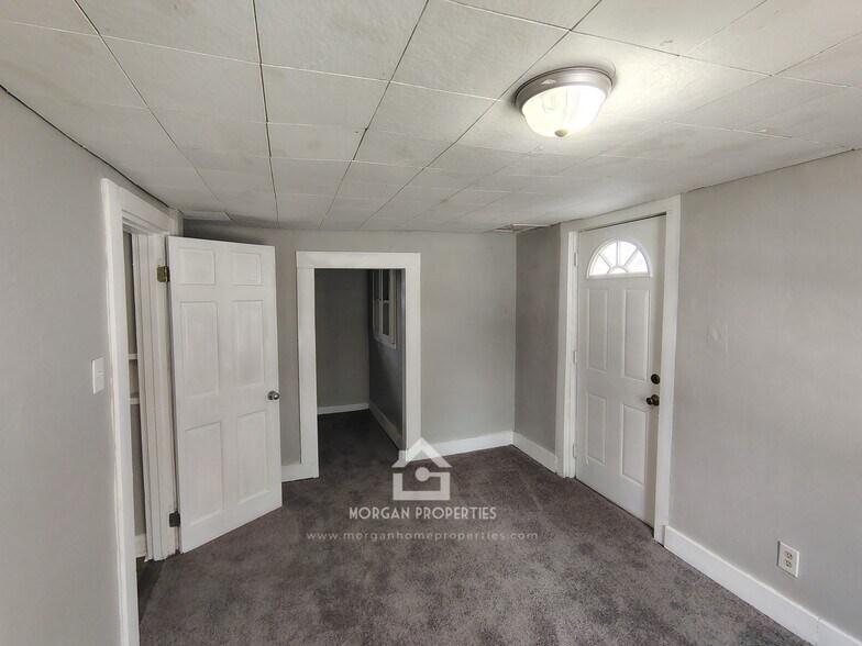 Building Photo - 1206 Home Ave